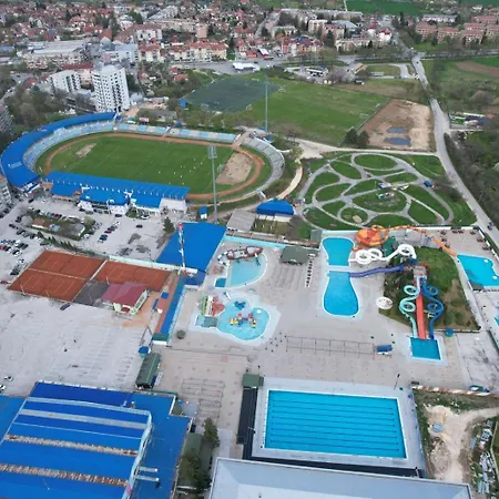 Cozy And Lovely I & Ii Daire